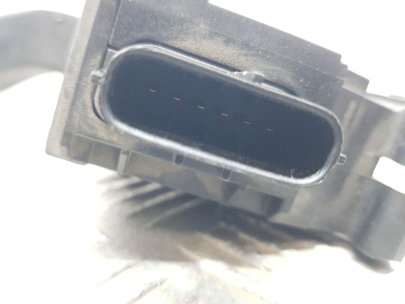 Recambio de potenciometro pedal para volkswagen polo vi (aw1, bz1, ae1) 1.6 tdi referencia OEM IAM 2Q1723503  