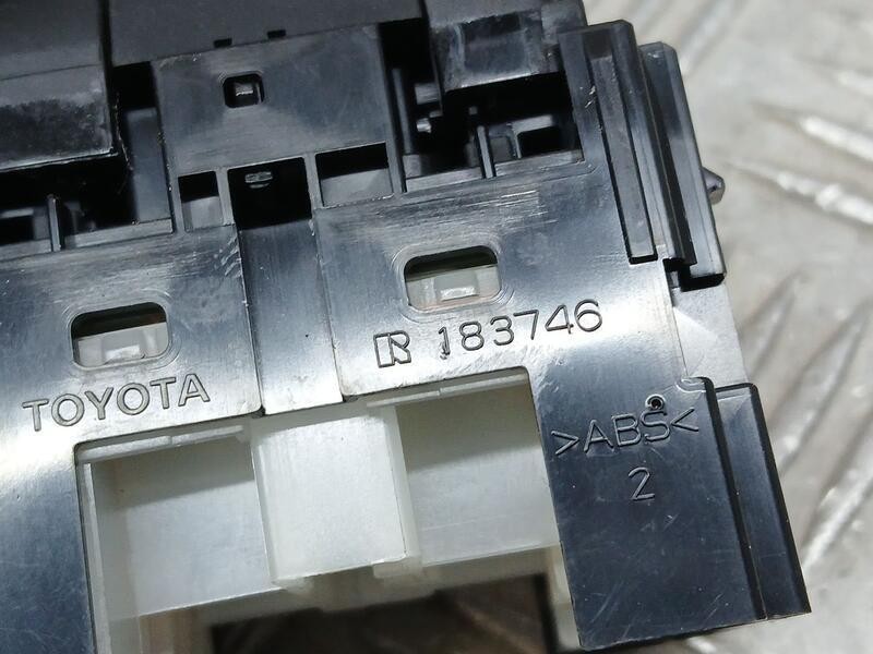 Recambio de mando retrovisor para lexus es 300h referencia OEM IAM 183746  