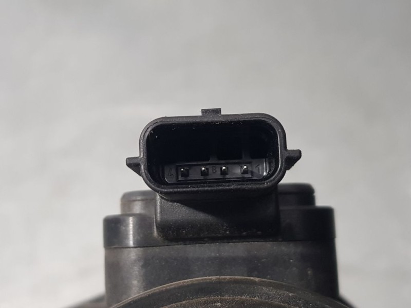 Recambio de caudalimetro para renault clio iv expression referencia OEM IAM 8200682558B 5WK97021 CONTINENTAL