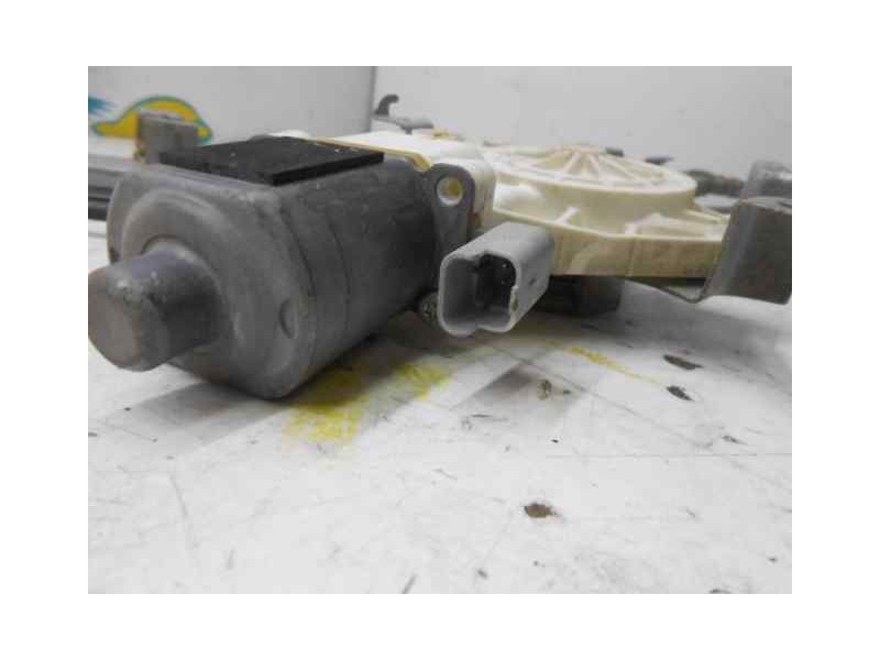 Recambio de elevalunas delantero derecho para nissan micra (k12e) acenta referencia OEM IAM   ELECTRICO 2 PINS