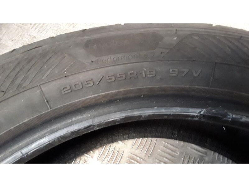 Recambio de neumatico pareja para neumaticos reutilizados - referencia OEM IAM 205551997V GOODYEAR 205/55/19/97V