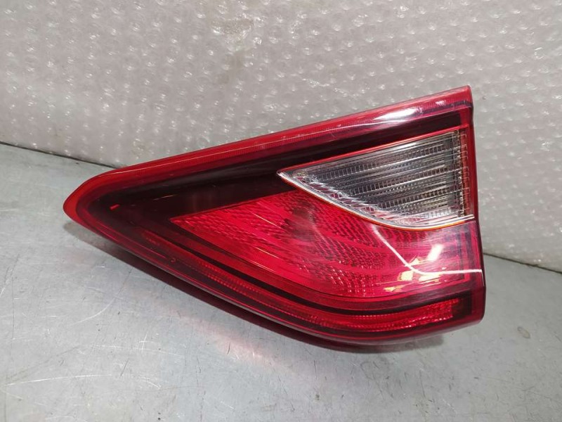 Recambio de piloto trasero derecho para kia stonic (ybcuv) concept referencia OEM IAM 92404H8400  INTERIOR