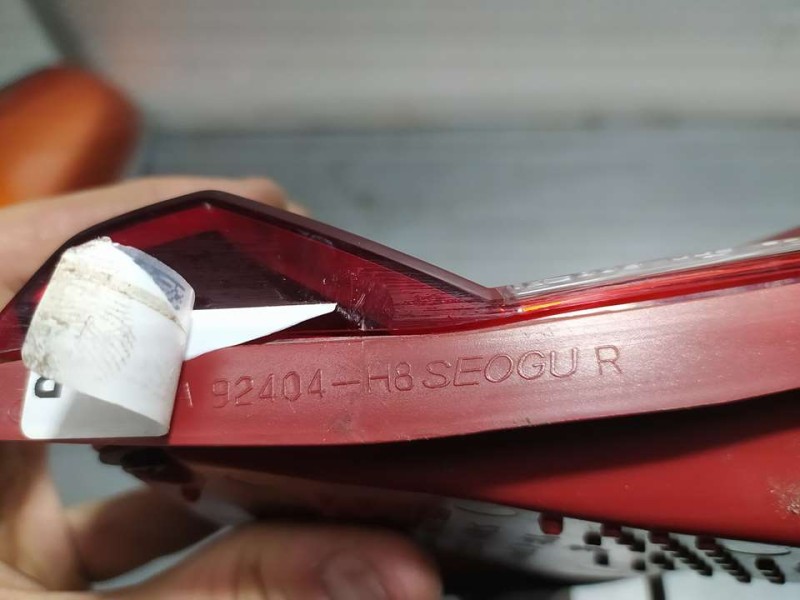 Recambio de piloto trasero derecho para kia stonic (ybcuv) concept referencia OEM IAM 92404H8400  INTERIOR