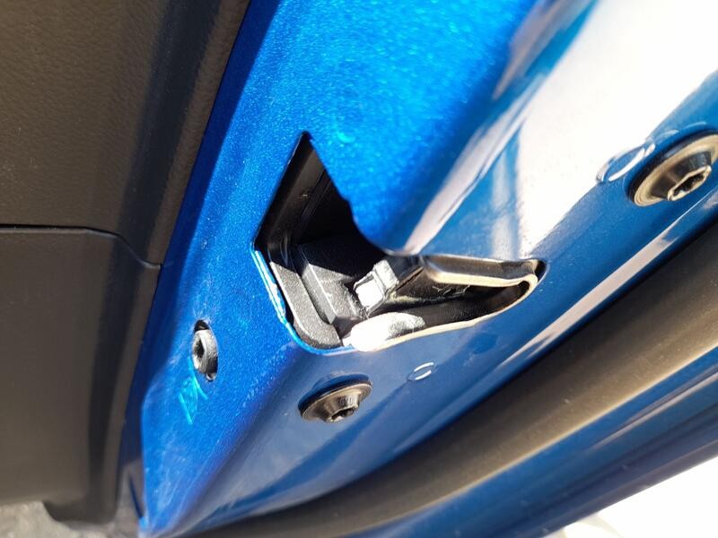 Recambio de cerradura puerta trasera derecha para chevrolet cruze (j300) 1.6 referencia OEM IAM 13578245  