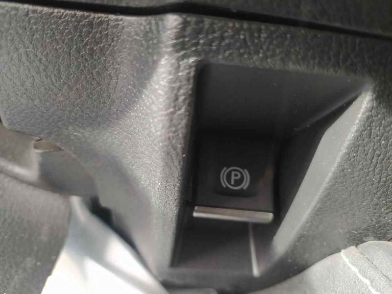 Recambio de palanca freno de mano para lexus es 300h referencia OEM IAM 8439033070 ELECTRICA 