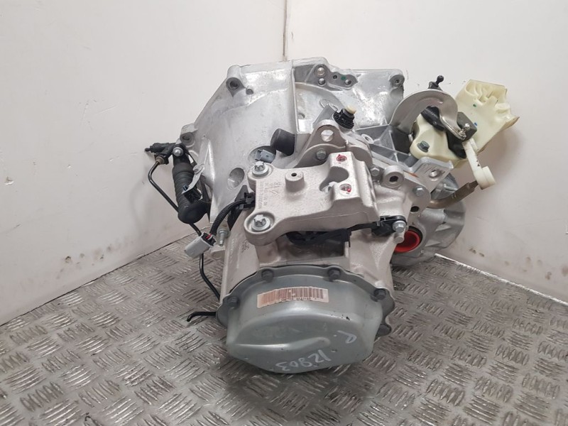Recambio de caja cambios para peugeot 208 1.6 e-hdi fap referencia OEM IAM 20ET69 9640180 6VELOCIDADES