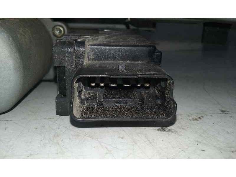 Recambio de elevalunas trasero izquierdo para renault megane ii berlina 5p dynamique referencia OEM IAM  6 PINS ELECTRICO