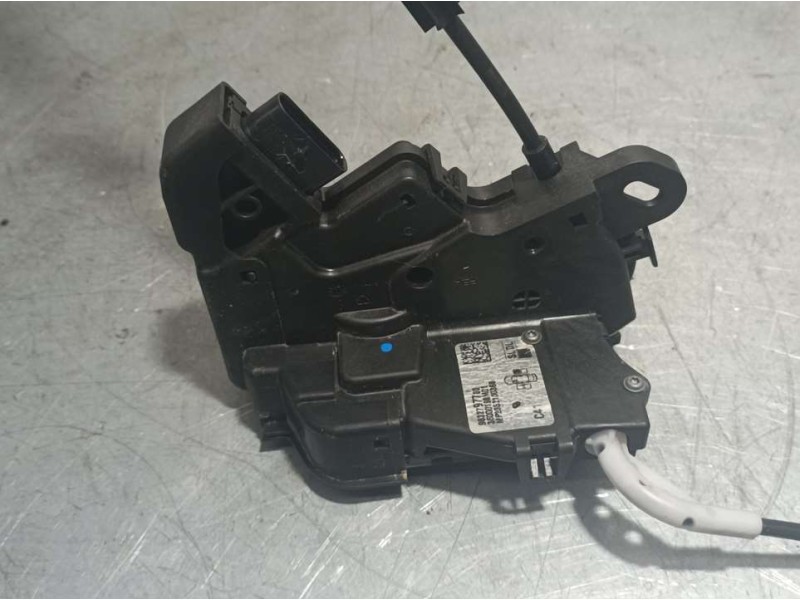 Recambio de cerradura puerta delantera derecha para citroën c4 1.5 hdi referencia OEM IAM 9832797780  ELECTRICA
