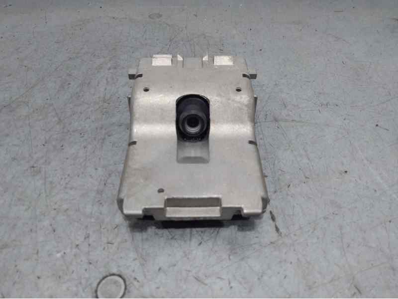 Recambio de camara para mazda 3 lim. () black tech edition referencia OEM IAM 102924AR  MAZDA