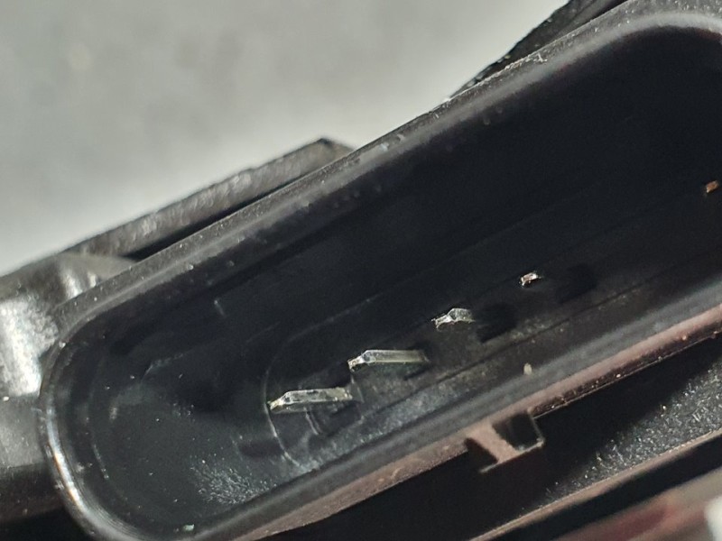 Recambio de cerradura puerta delantera izquierda para citroën c4 1.5 hdi referencia OEM IAM 9832796880  5 PINES