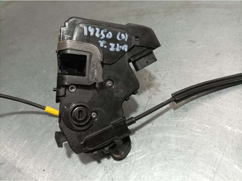Recambio de cerradura puerta trasera izquierda para citroën c4 1.5 hdi referencia OEM IAM 9832797580  ELECTRICA