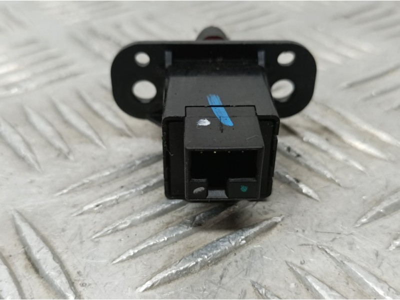 Recambio de warning para chevrolet cruze hatchback ls+ referencia OEM IAM 95214143 96850623 