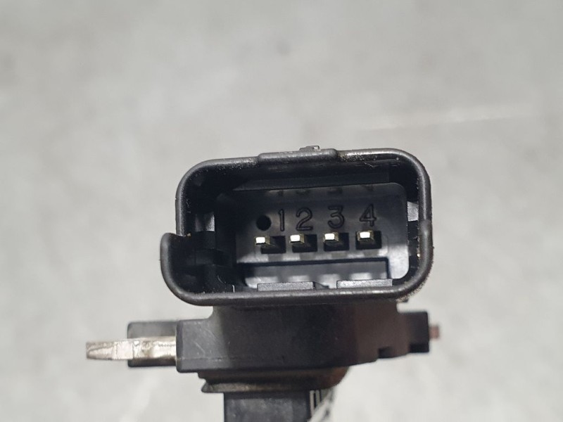 Recambio de caudalimetro para citroën ds5 desire referencia OEM IAM 9677093080 AFH50M27 HITACHI