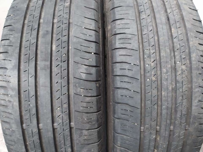 Recambio de neumatico pareja para neumaticos reutilizados - referencia OEM IAM 2256018100H 225/60/18/100H DUNLOP