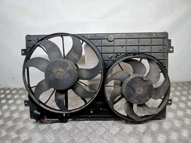 Recambio de electroventilador para seat leon (1p1) stylance / style referencia OEM IAM 1K0121207T  
