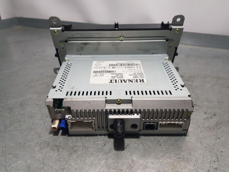 Recambio de sistema navegacion gps para renault clio iv expression referencia OEM IAM 281157941R  