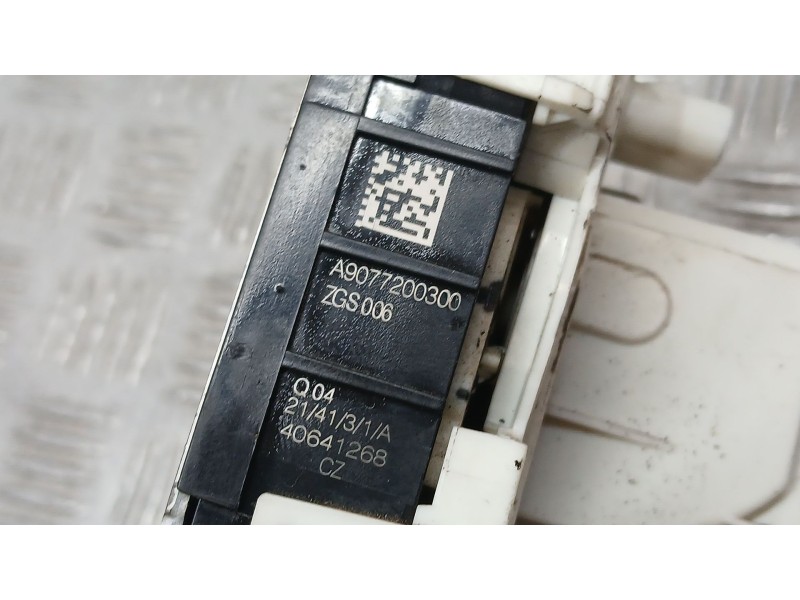 Recambio de cerradura puerta delantera derecha para mercedes-benz sprinter 3,5-t furgoneta (b907, b910) 314 cdi rwd (907.631, 90