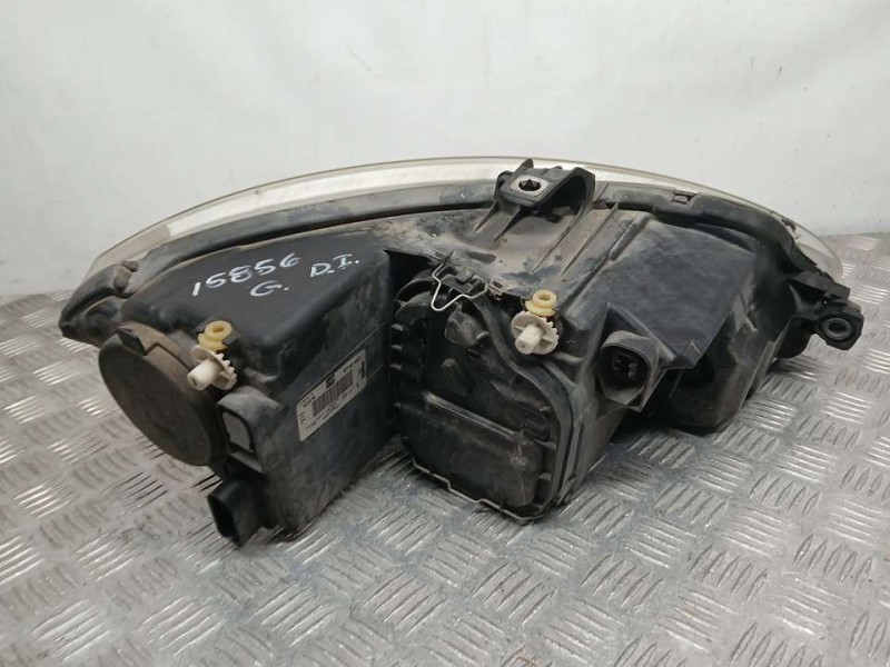 Recambio de faro izquierdo para seat leon (1p1) stylance / style referencia OEM IAM 5P1941005D 89315796 PULIR