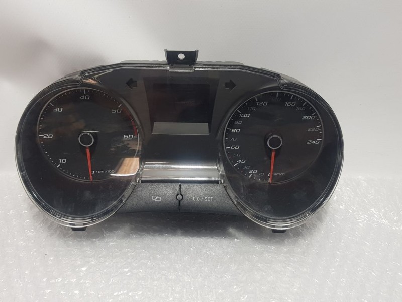 Recambio de cuadro instrumentos para seat ibiza (6j5) stylance / style referencia OEM IAM 6J0950804L A2C35059000 VDO
