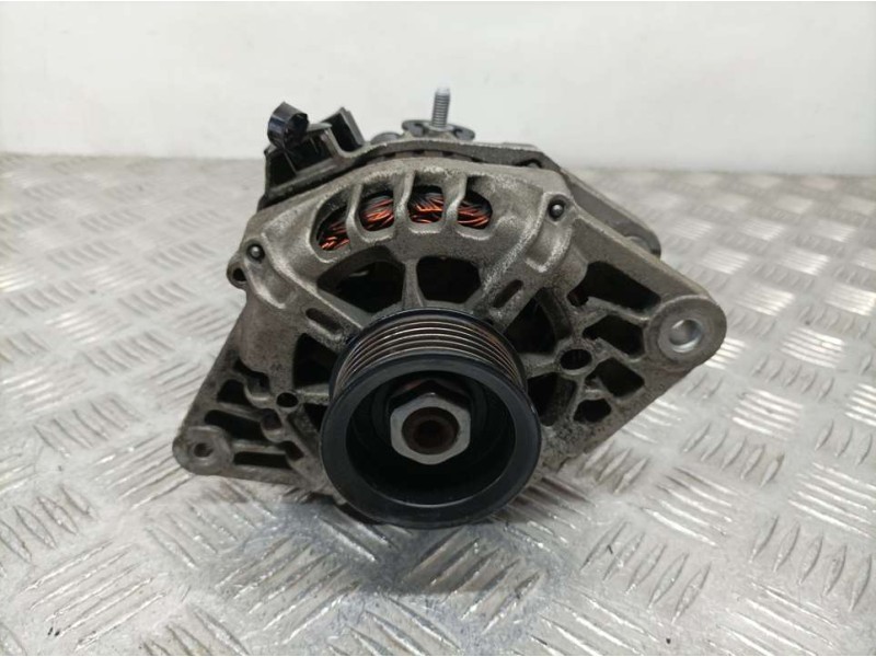 Recambio de alternador para kia soul diva referencia OEM IAM 373002B101 2655447 VALEO