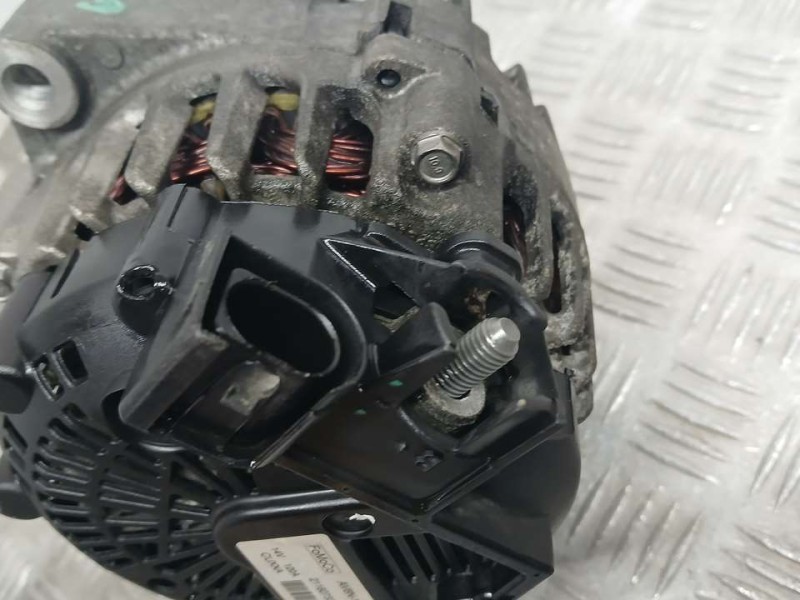 Recambio de alternador para ford fiesta (ccn) trend referencia OEM IAM AV6N10300HA 2606952C VALEO