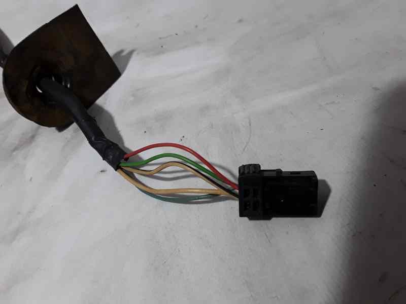 Recambio de retrovisor izquierdo para citroën c3 lx referencia OEM IAM  5 CABLES ELECTRICO