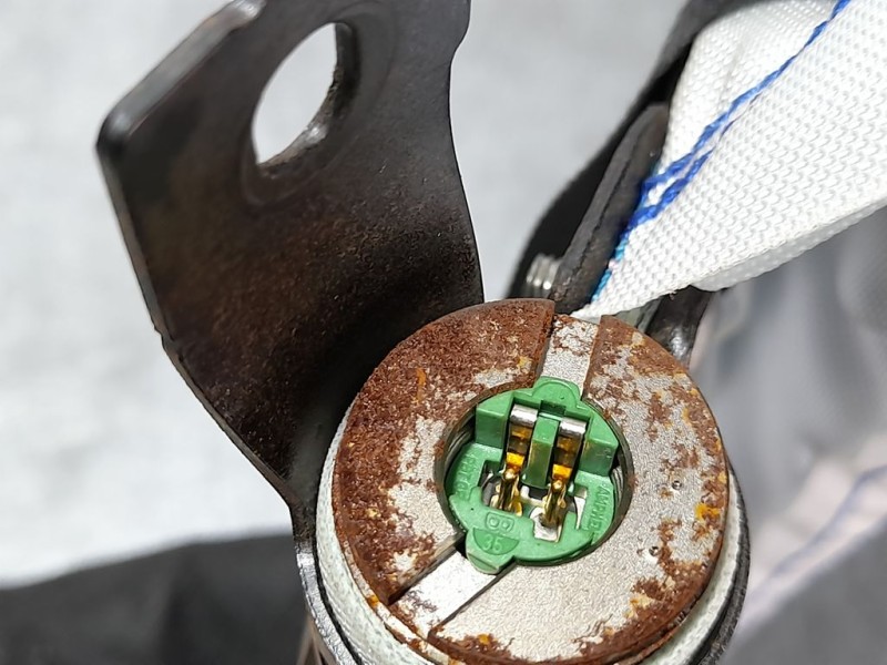 Recambio de airbag cortina delantero derecho para renault megane iii coupe dynamique referencia OEM IAM 94043625938  