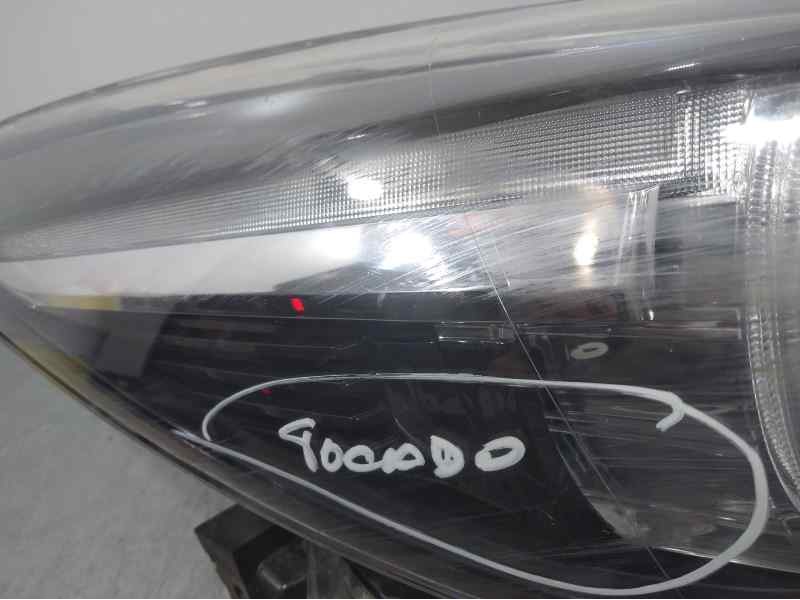 Recambio de faro derecho para mazda 3 lim. () black tech edition referencia OEM IAM BSP551030  TOCADO