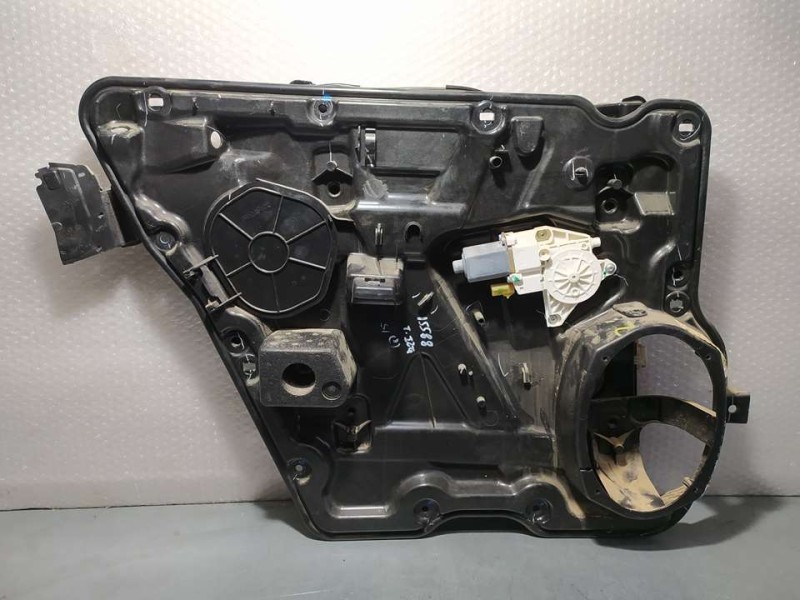 Recambio de elevalunas trasero izquierdo para dodge journey se referencia OEM IAM 68043733AA 963209103 ELECTRICO 2 PINES