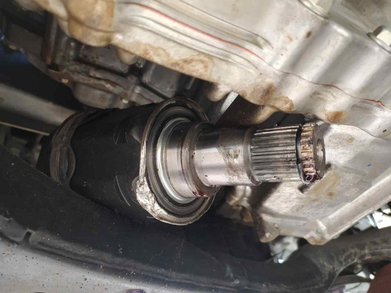 Recambio de transmision delantera izquierda para lexus es 300h referencia OEM IAM 4342048180  TOCADA