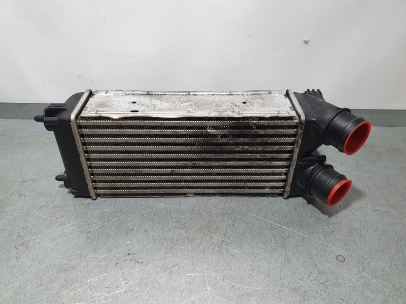 Recambio de intercooler para citroën c4 picasso avatar referencia OEM IAM 9656503980 992507M VALEO