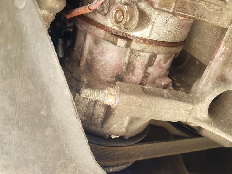 Recambio de compresor aire acondicionado para toyota urban cruiser (_p1_) 1.33 (nsp110_) referencia OEM IAM 883101A800  