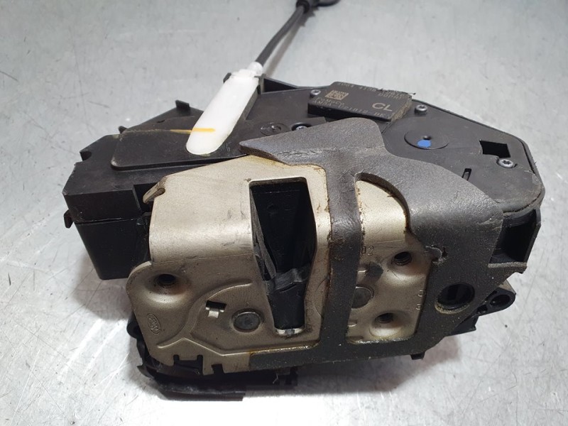 Recambio de cerradura puerta delantera derecha para ford fiesta (ccn) trend referencia OEM IAM AM5AU21812BE 40644138126163 FOMOC