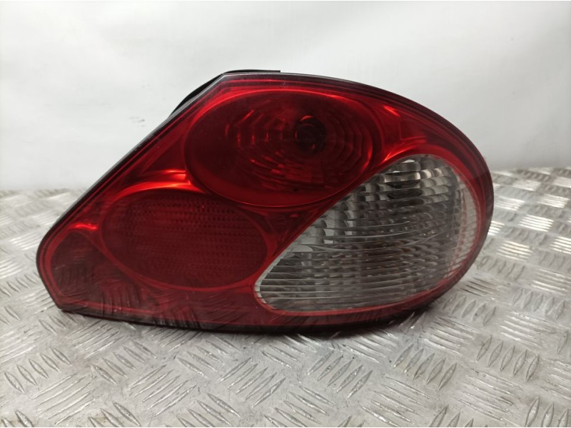 Recambio de piloto trasero derecho para jaguar x-type 2.5 v6 executive referencia OEM IAM C2S40487  