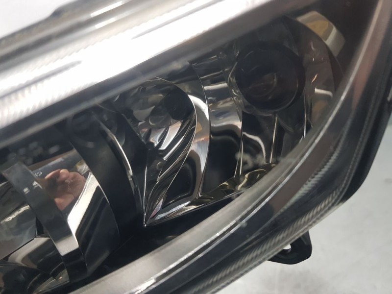 Recambio de faro antiniebla izquierdo para volkswagen polo (6r1) advance referencia OEM IAM 6R0941061D  ROZADO