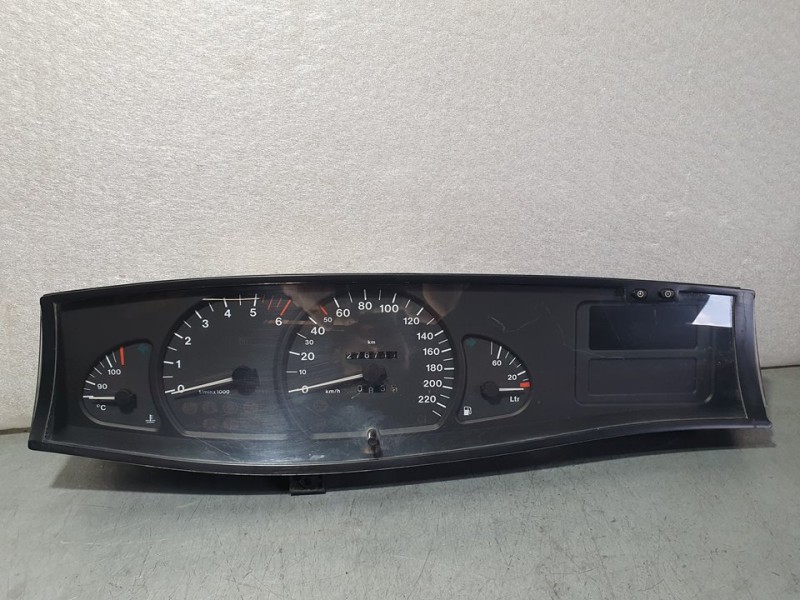 Recambio de cuadro instrumentos para opel omega b básico berlina referencia OEM IAM 90564485 110008812003 VDO