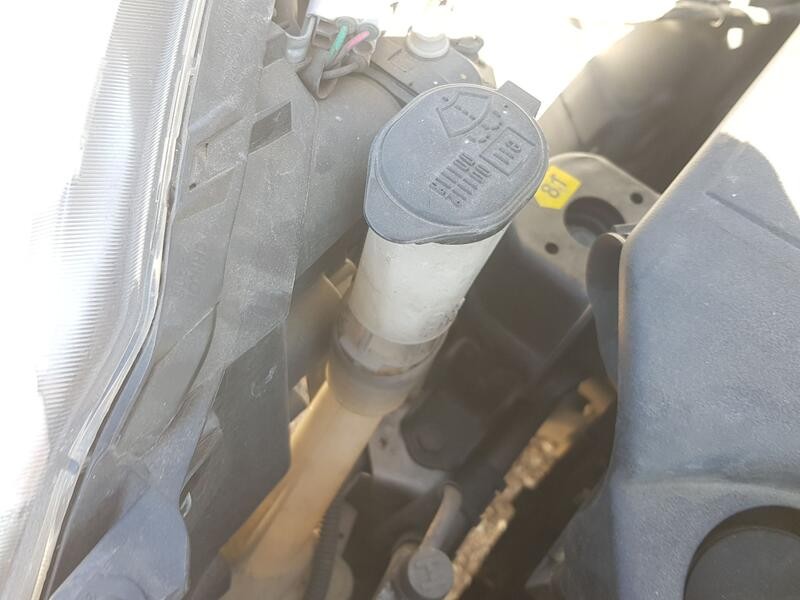 Recambio de deposito limpia para toyota urban cruiser (_p1_) 1.33 (nsp110_) referencia OEM IAM 8531552140  