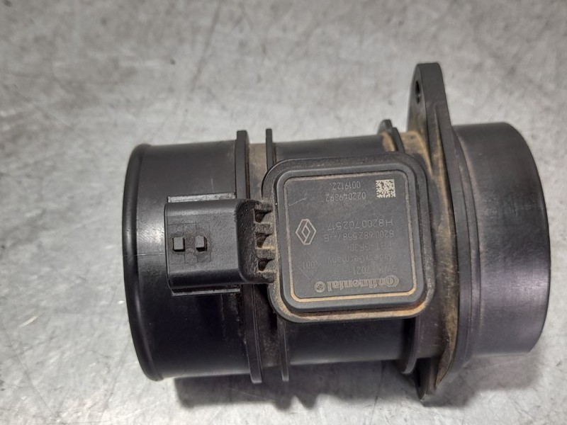 Recambio de caudalimetro para renault megane iii coupe dynamique referencia OEM IAM 8200682558  