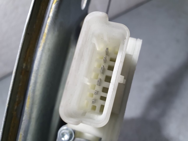 Recambio de elevalunas delantero derecho para nissan qashqai (j11) acenta referencia OEM IAM 80700HV00D C88538403 ELECTRICO 6 PI