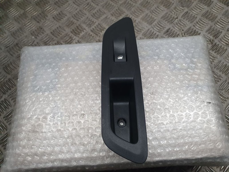 Recambio de mando elevalunas trasero derecho para citroën c4 1.5 hdi referencia OEM IAM SIN REF  