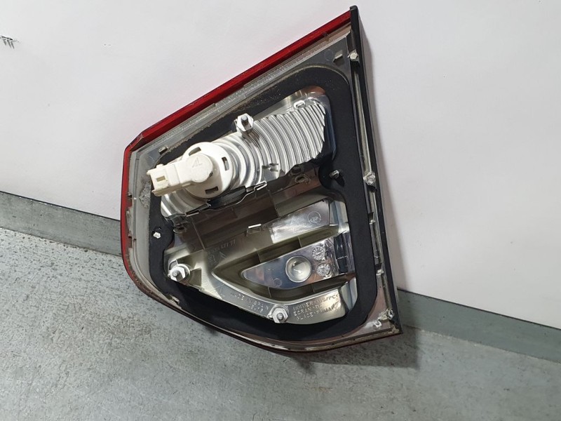 Recambio de piloto trasero izquierdo para citroën c4 picasso avatar referencia OEM IAM 9653547777  INTERIOR ROZADO