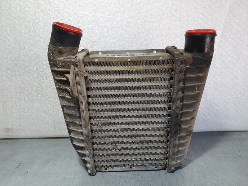 Recambio de intercooler para opel omega b básico berlina referencia OEM IAM 90529903 02593 BEHR