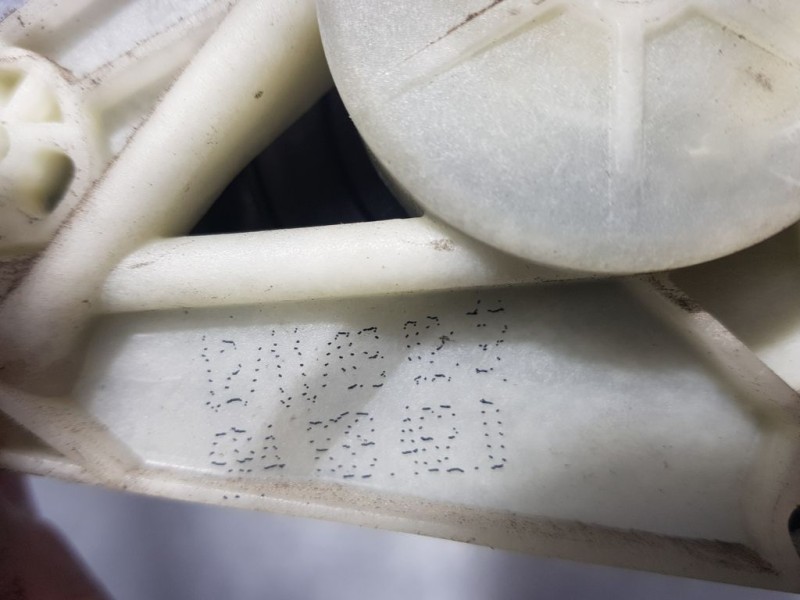 Recambio de elevalunas trasero derecho para volkswagen polo (6r1) advance referencia OEM IAM 6R4839462D  