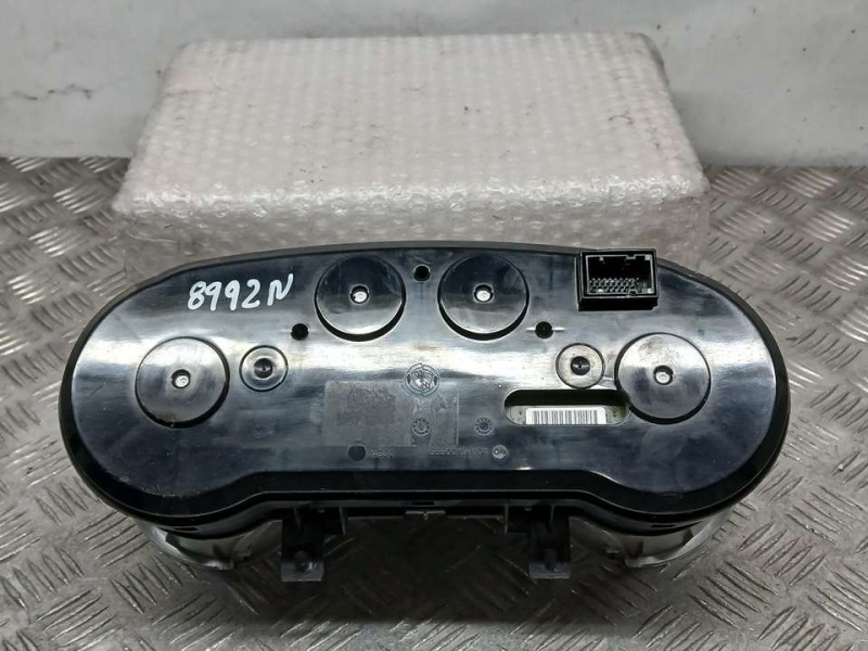 Recambio de cuadro instrumentos para lancia delta (181) gold referencia OEM IAM 0051835099  