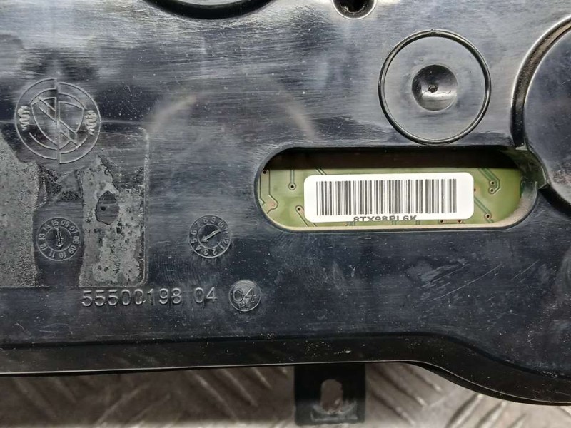 Recambio de cuadro instrumentos para lancia delta (181) gold referencia OEM IAM 0051835099  