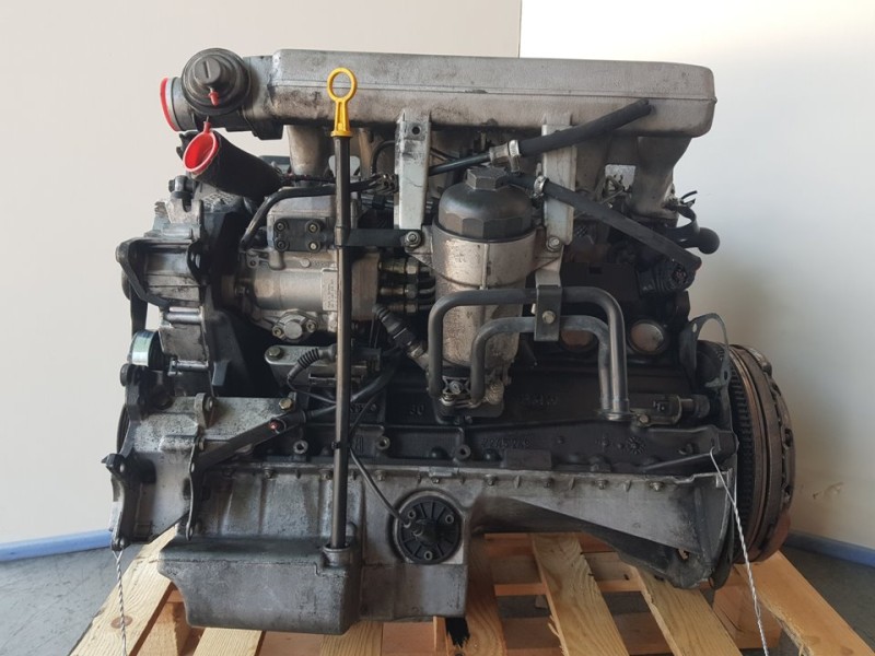 Recambio de motor completo para opel omega b básico berlina referencia OEM IAM X25DT 22528818 