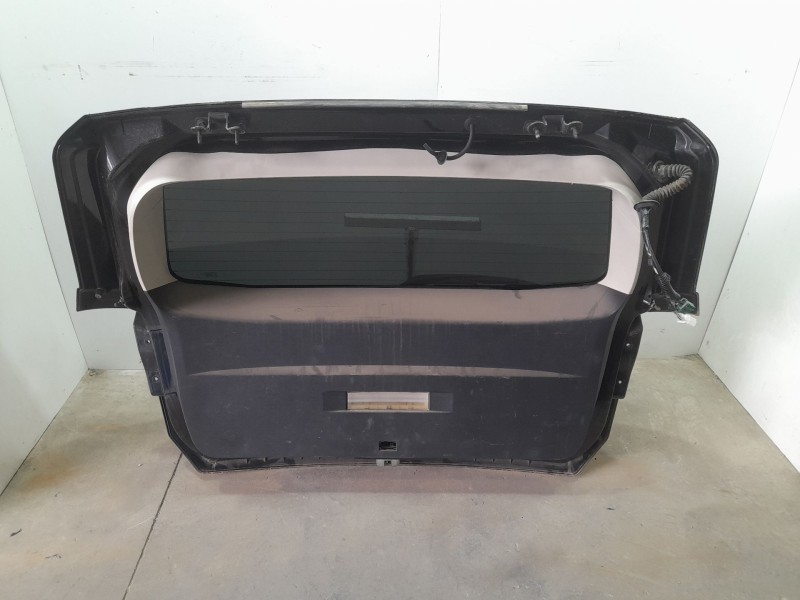 Recambio de porton trasero para dodge journey se referencia OEM IAM 1CZ91TZZAE  