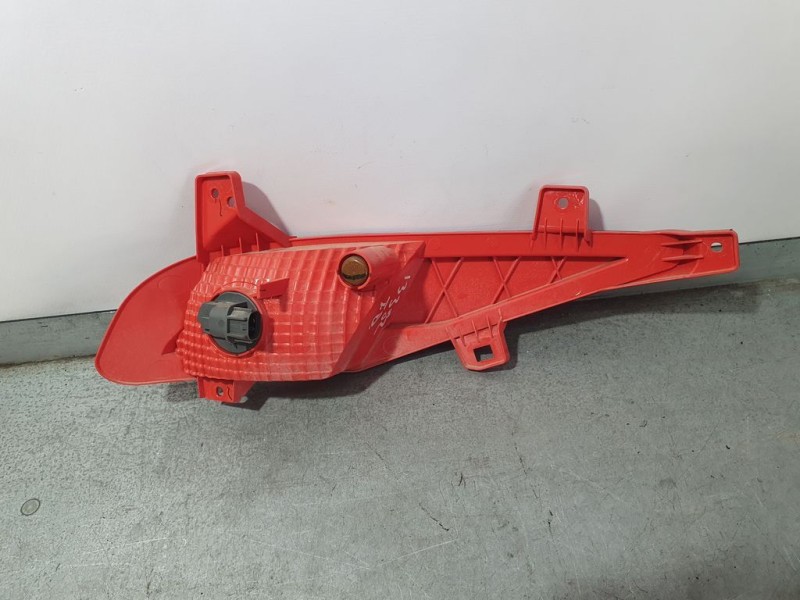 Recambio de piloto trasero derecho paragolpes para hyundai i20 klass referencia OEM IAM 9240600100  