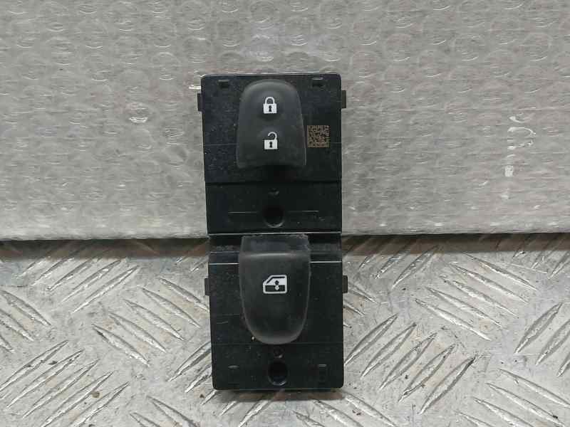 Recambio de mando elevalunas delantero derecho para nissan qashqai ii (j11, j11_) 1.2 dig-t referencia OEM IAM 25411HV02A  VALEO