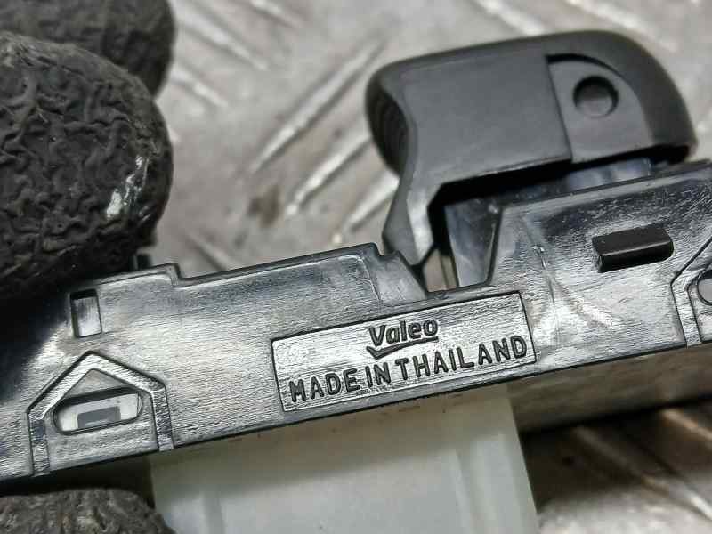 Recambio de mando elevalunas delantero derecho para nissan qashqai ii (j11, j11_) 1.2 dig-t referencia OEM IAM 25411HV02A  VALEO